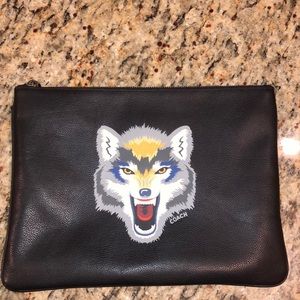 ⭐️Authentic Coach carry bag⭐️